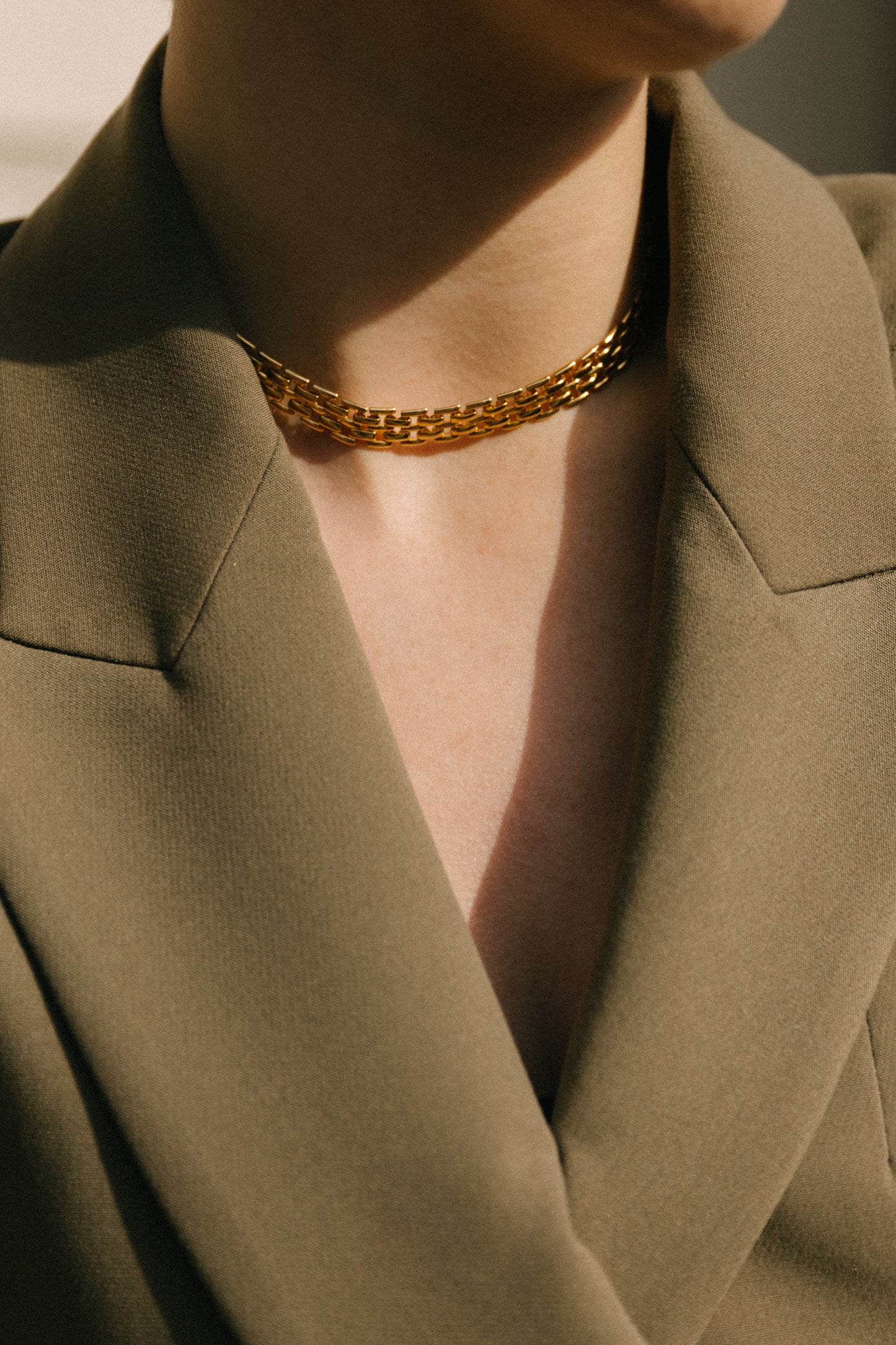 VINTAGE 1980S STATEMENT HEIRLOOM CHAIN NECKLACE