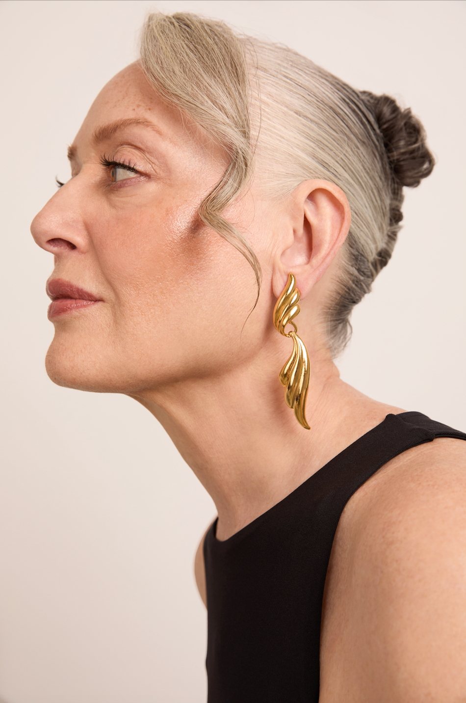 VINTAGE 1980S STATEMENT GOLD PLATED DUO WAVE DROP EARRINGS