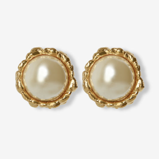 VINTAGE 1980S DAINTY ETCHED GOLD PLATED IMITATION PEARL STUD EARRINGS