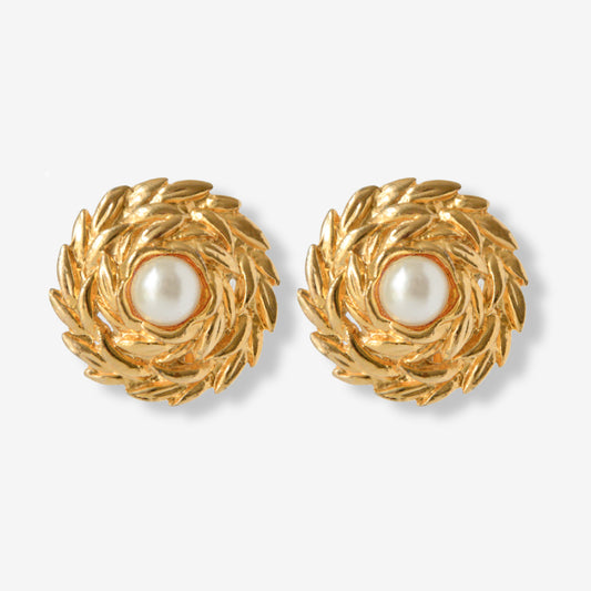 VINTAGE 1980S GOLD PLATED FLORAL WREATH AND IMITATION PEARLS CLIP ON EARRINGS