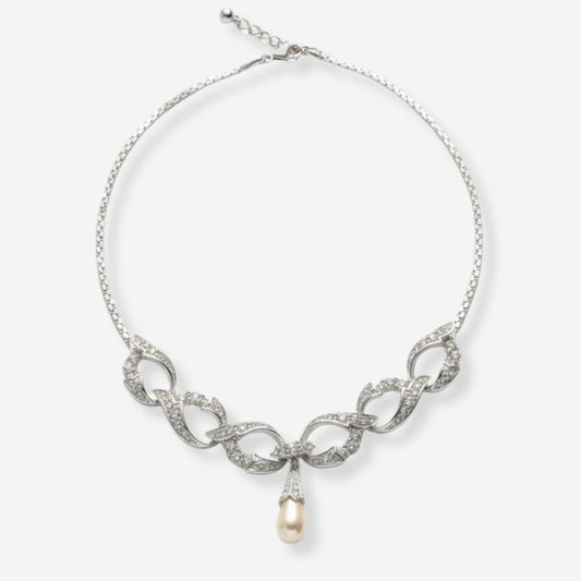 VINTAGE 1970S GOTHIC ETHEREAL IMITATION PEARL TEARDROP SILVER NECKLACE_SOHVINTAGE